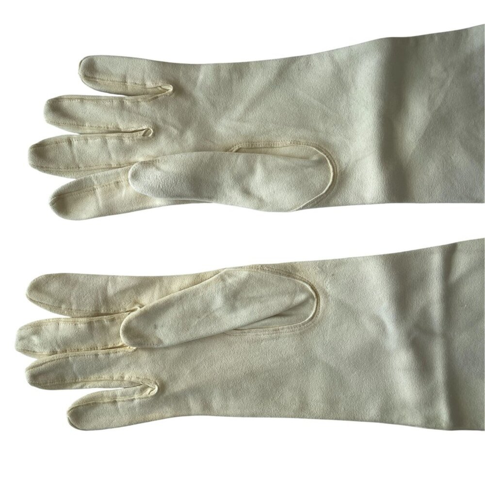 Vintage 1960's Kislav Marshall Fields Soft Off White Opera Gloves - Picture 5 of 12
